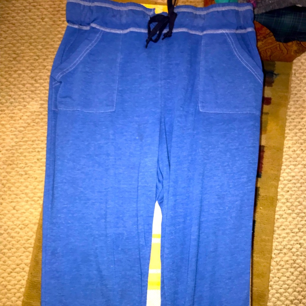 Blue drawstring Capri pants size extra large